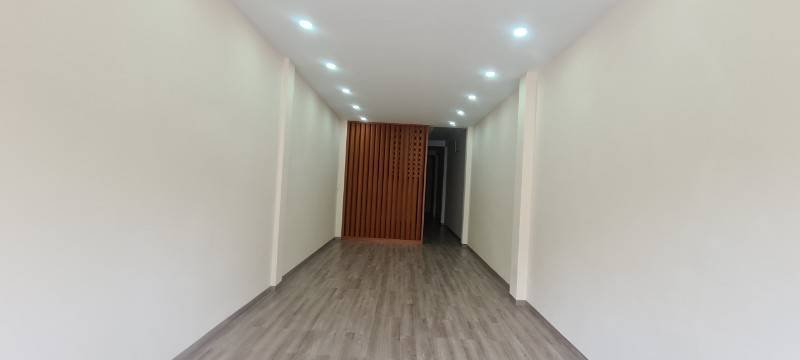 Cho thuê nhà mặt tiền Trường Sơn, Phường 2, Quận Tân Bình